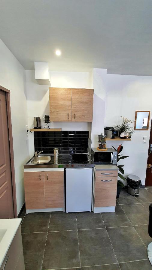 Suite Jacuzzi Privatif Plage Des Catalans Marseille Exterior photo