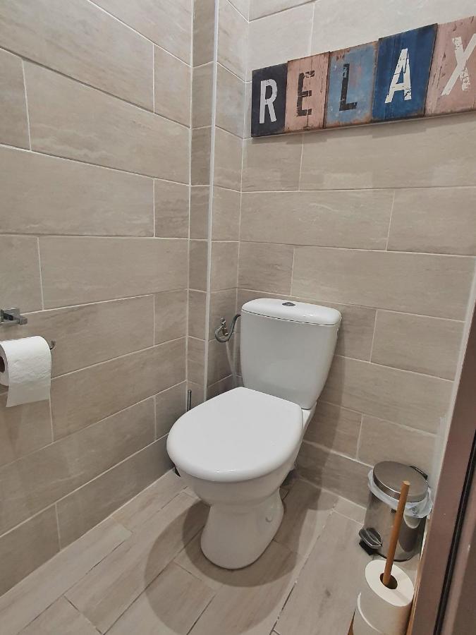 Suite Jacuzzi Privatif Plage Des Catalans Marseille Exterior photo